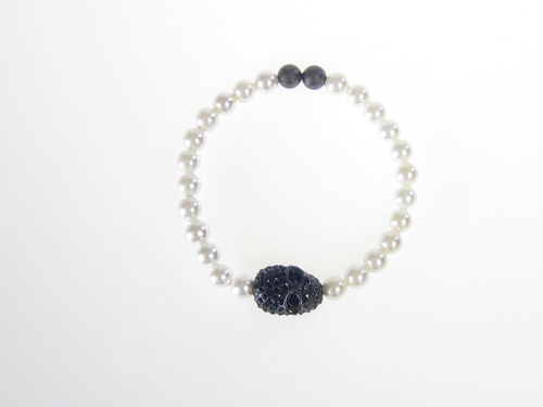 Armband Skull Svart South Sea Shell Vit